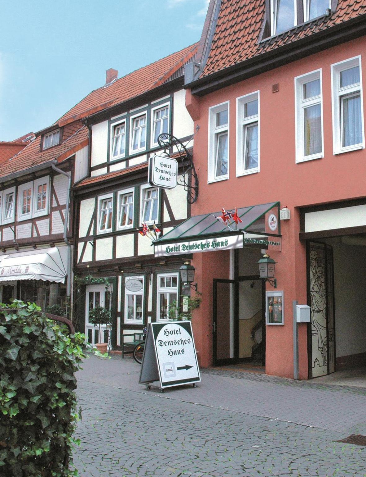 Hotel Deutsches Haus Northeim Exteriör bild